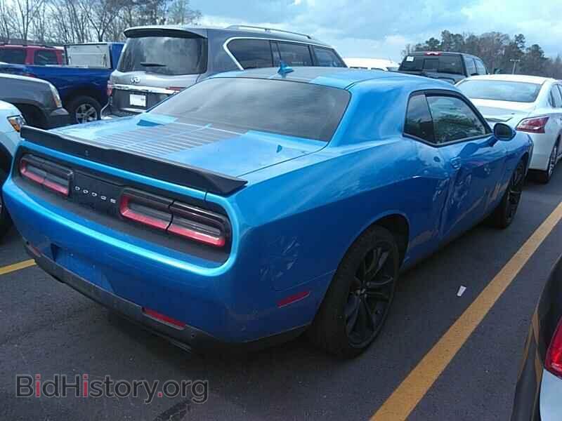 2018 Dodge Challenger - VIN: 2C3CDZBT8JH305454 - Фото 2