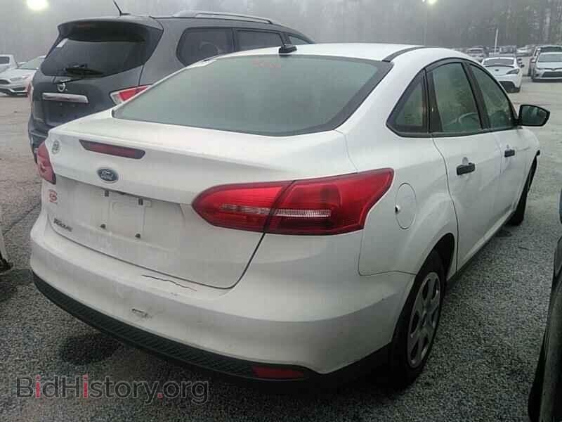 2017 Ford Focus - VIN: 1FADP3E2XHL274654 - Фото 2