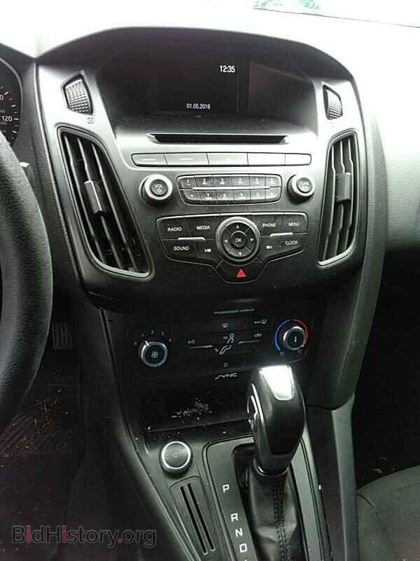 2015 Ford Focus - VIN: 1FADP3F22FL373836 - Фото 4