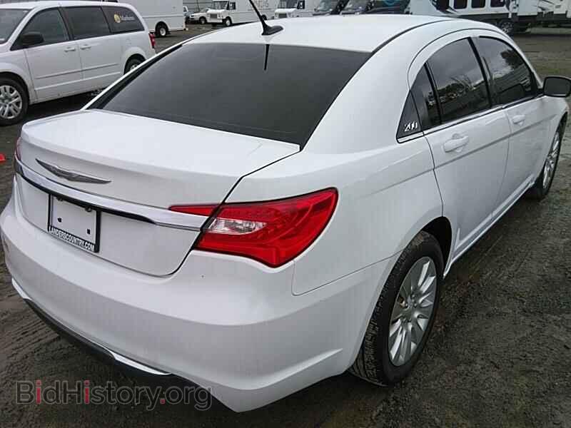2013 Chrysler 200 - VIN: 1C3CCBAB8DN760920 - Фото 2