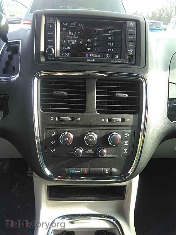 2017 Dodge Grand Caravan - VIN: 2C4RDGCG7HR749344 - Фото 4