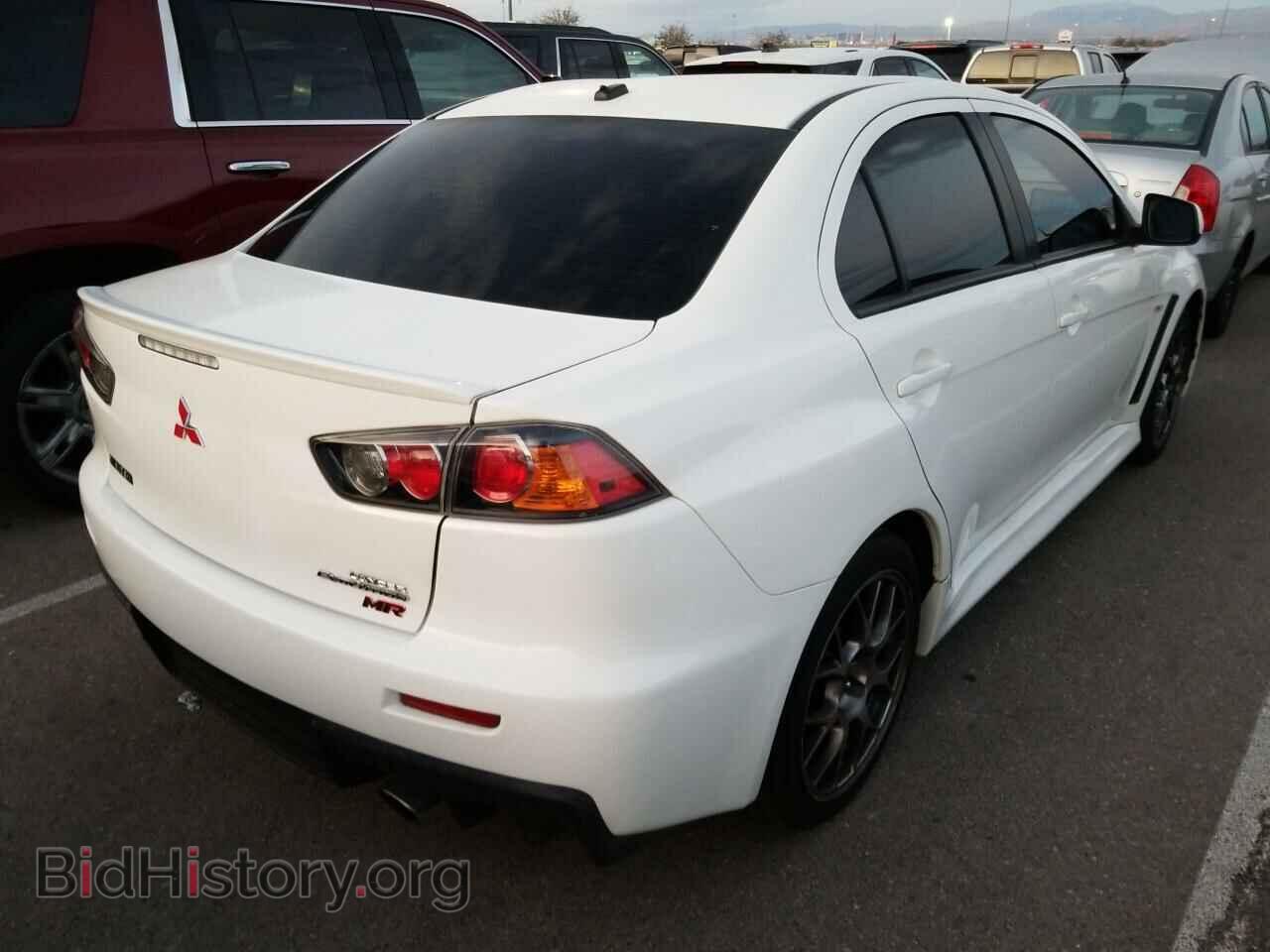 2014 Mitsubishi Lancer Evolution - VIN: JA32W5FV2EU001950 - Фото 2