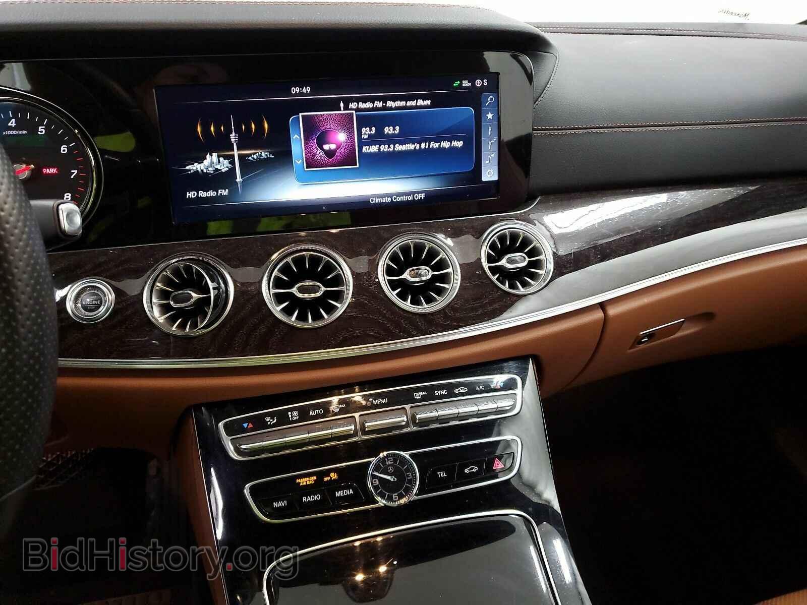 2018 Mercedes-Benz E-Class - VIN: WDD1K6GB2JF030341 - Фото 4