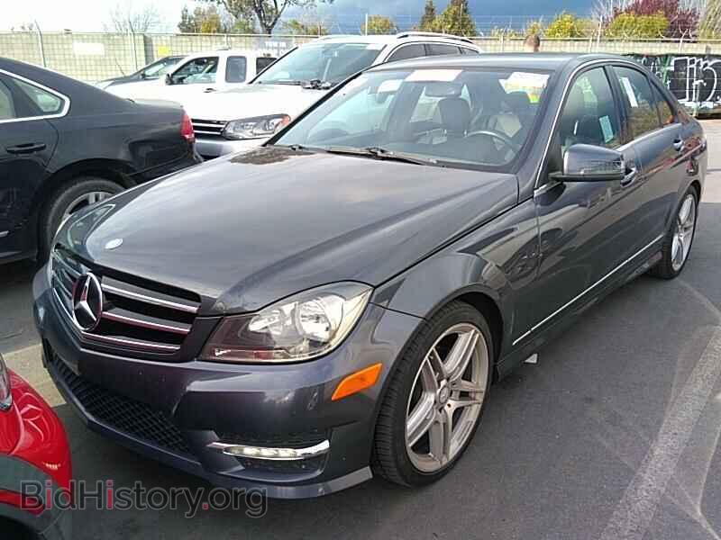 Photo WDDGF4HB8EA918211 - Mercedes-Benz C-Class 2014
