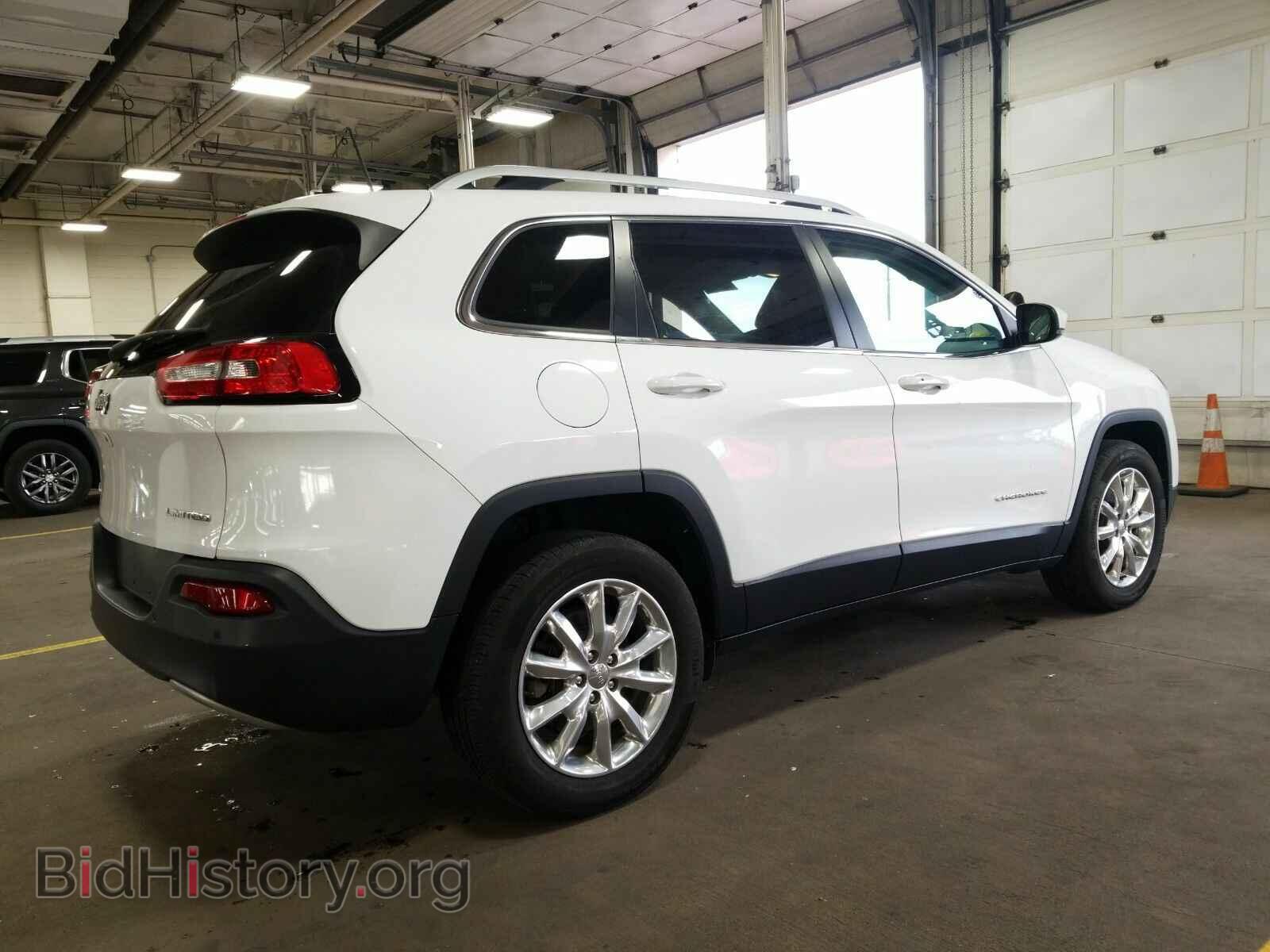 2017 Jeep Cherokee - VIN: 1C4PJMDB9HW555987 - Фото 2