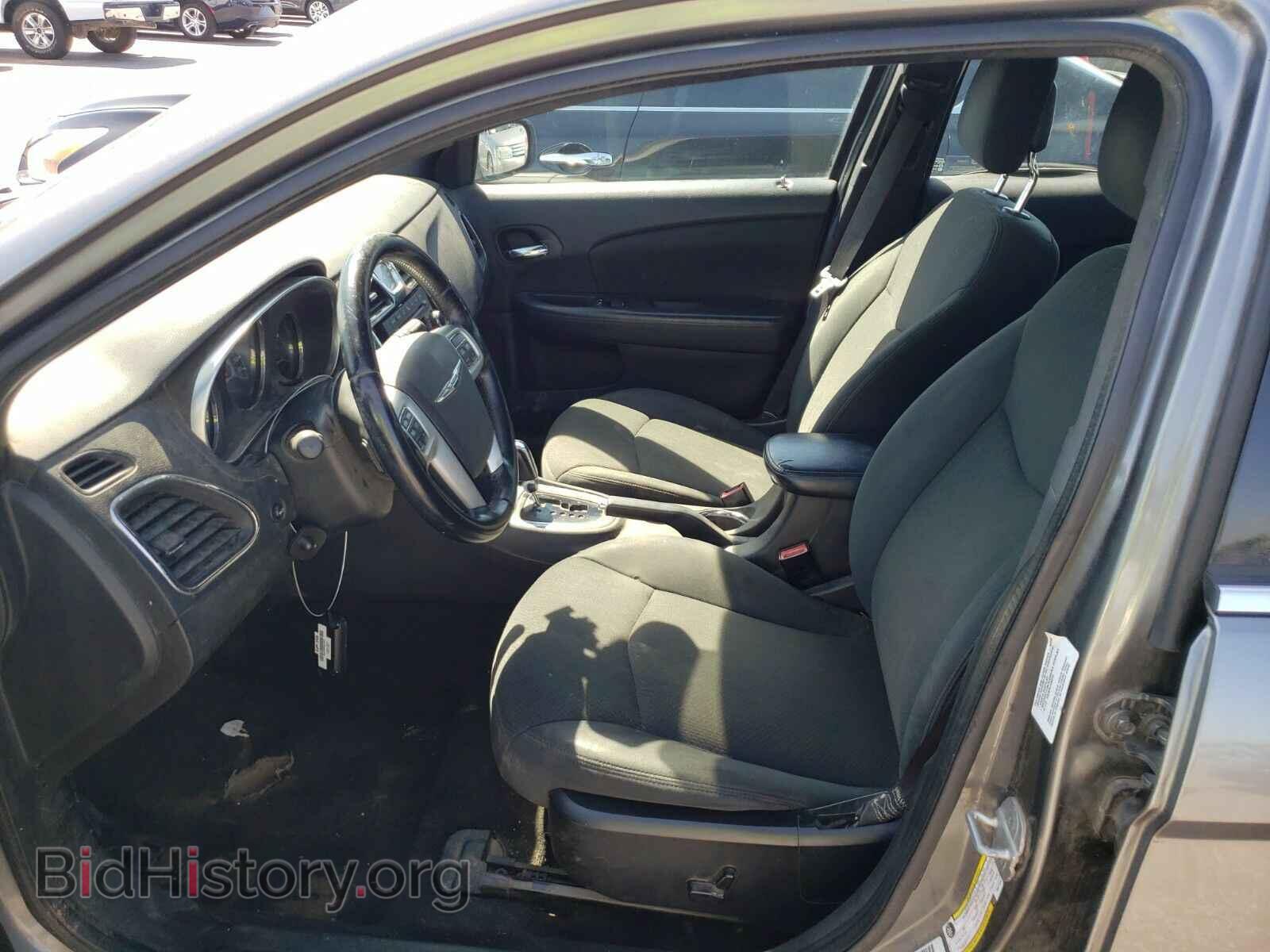 2011 Chrysler 200 - VIN: 1C3BC1FG3BN614464 - Фото 3