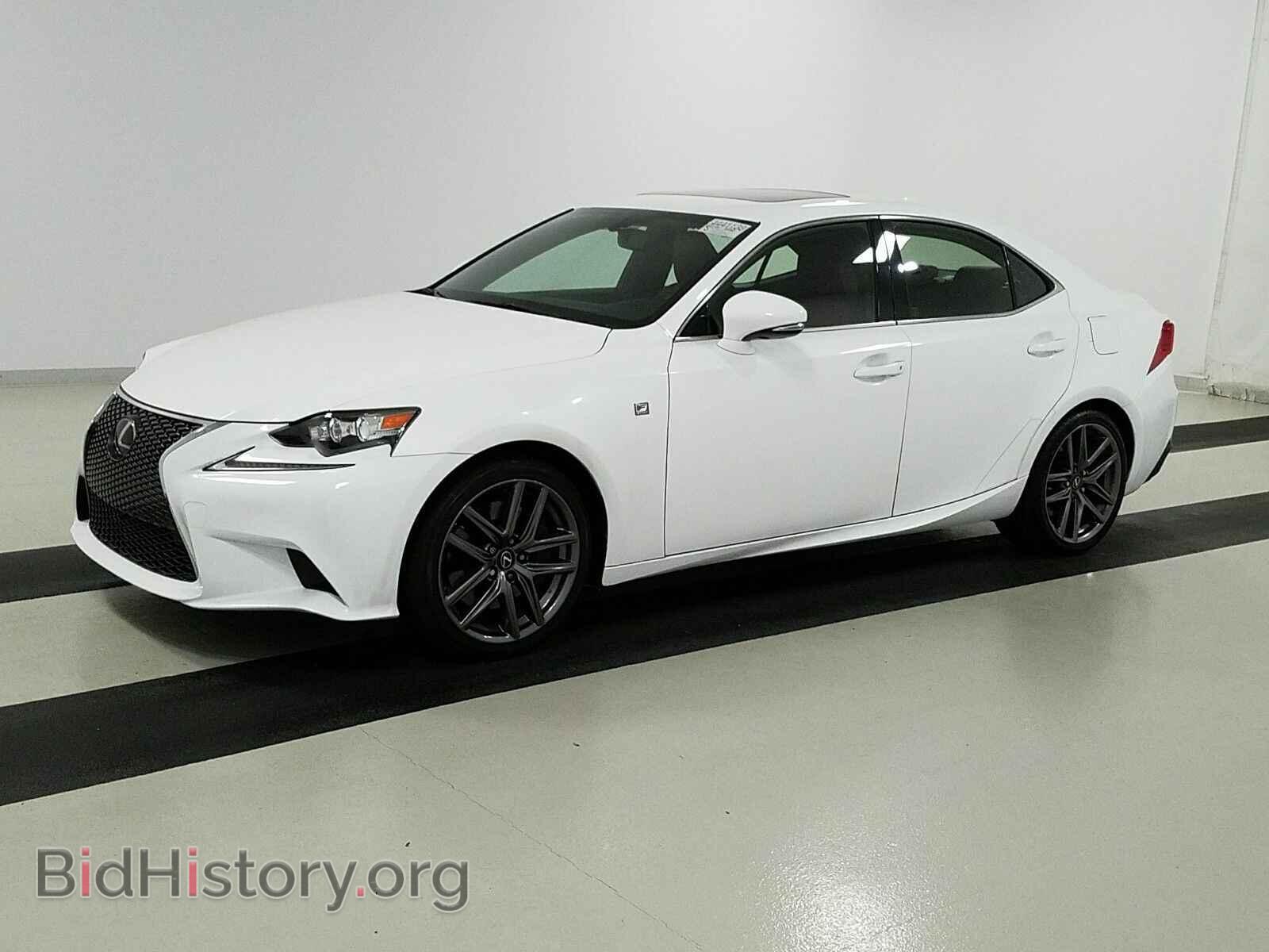Photo JTHBA1D26G5018943 - Lexus IS 200t 2016