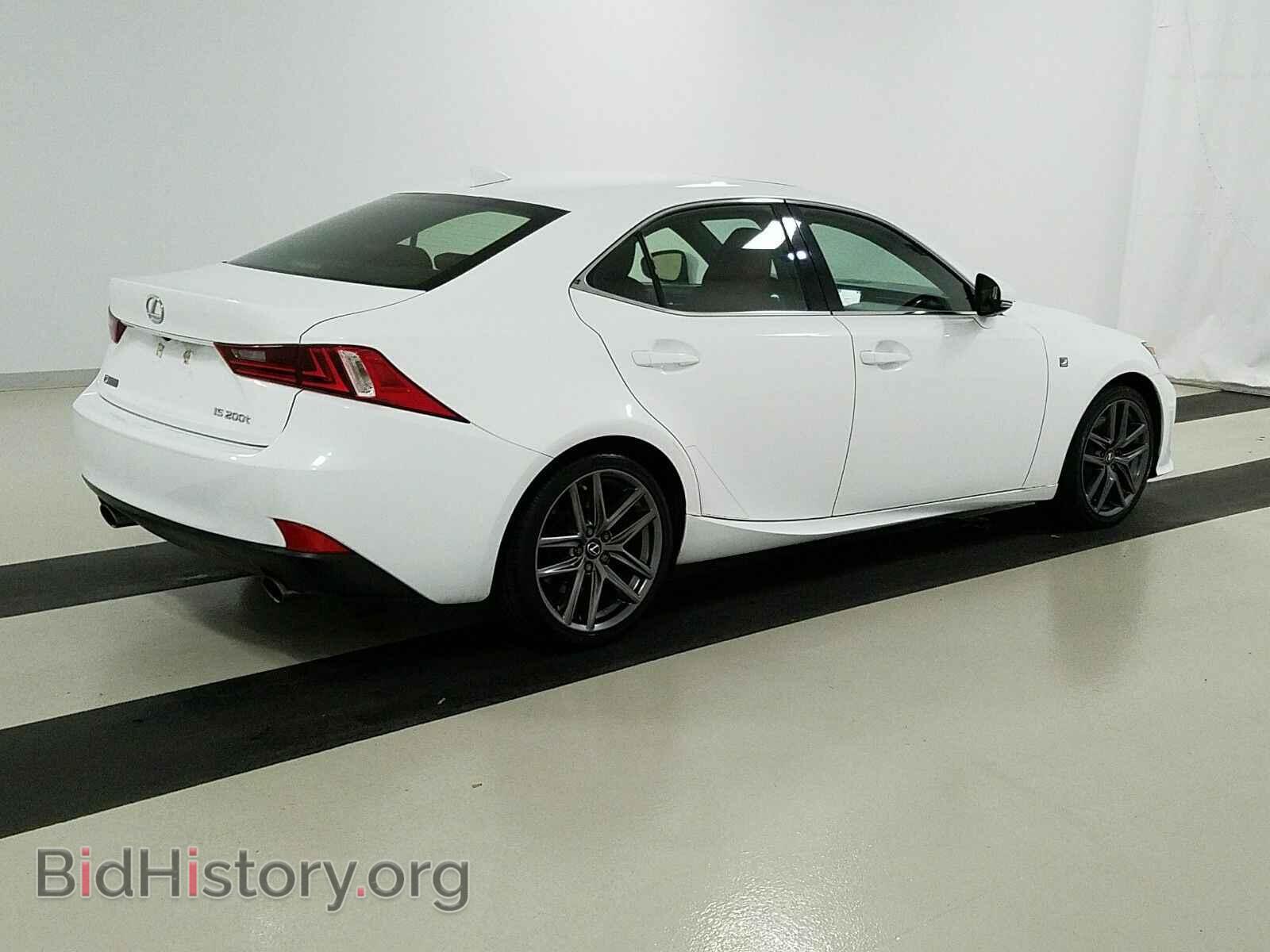 2016 Lexus IS 200t - VIN: JTHBA1D26G5018943 - Фото 4