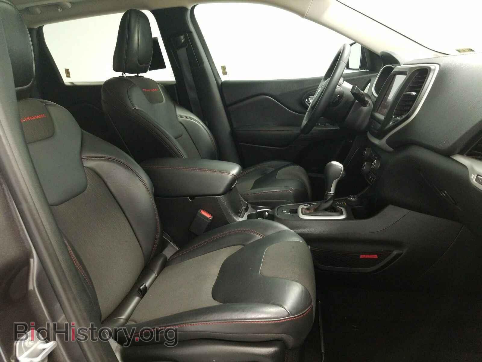 2017 Jeep Cherokee - VIN: 1C4PJMBS0HW565665 - Фото 8