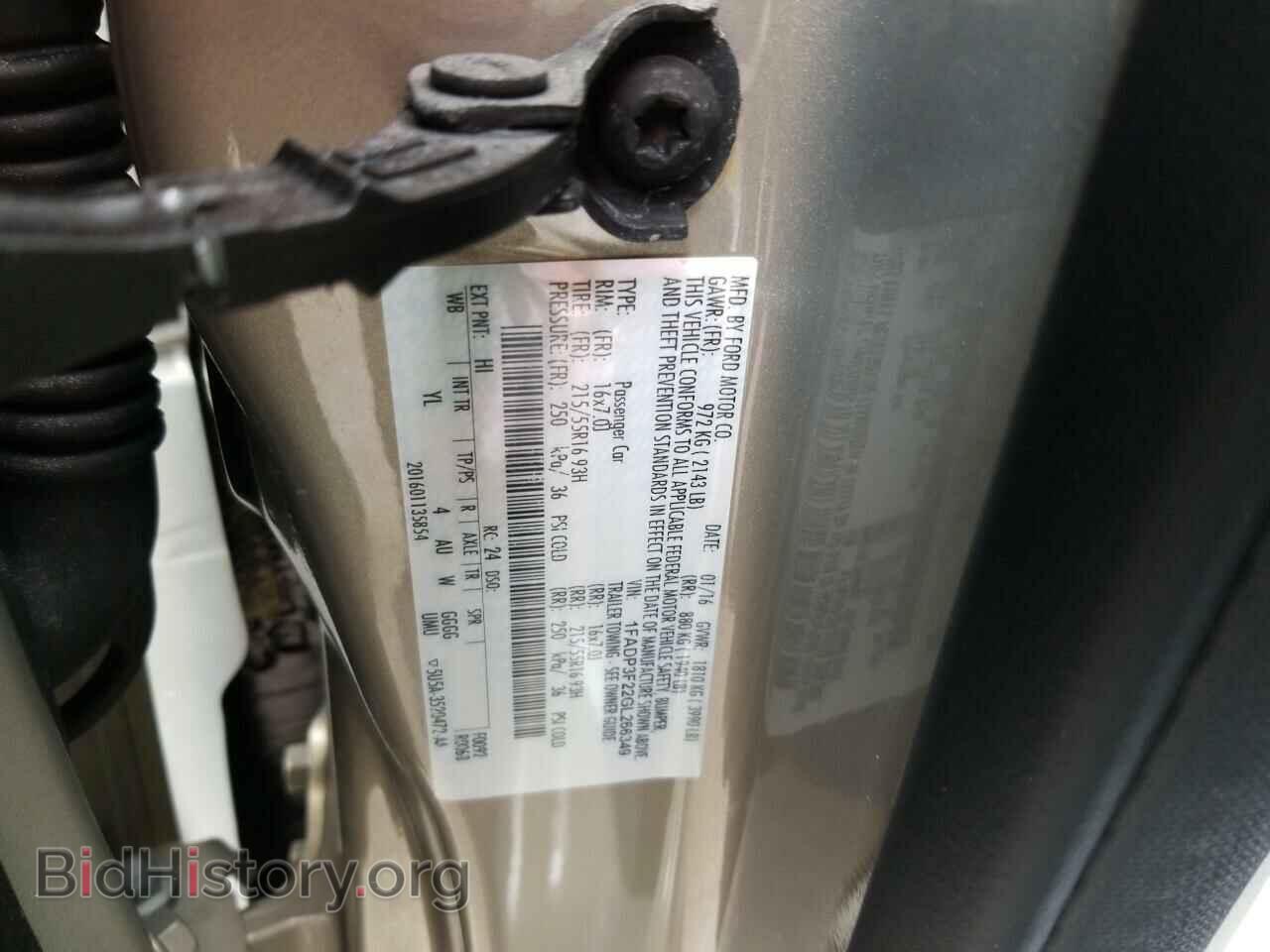2016 Ford Focus - VIN: 1FADP3F22GL266349 - Photo 6