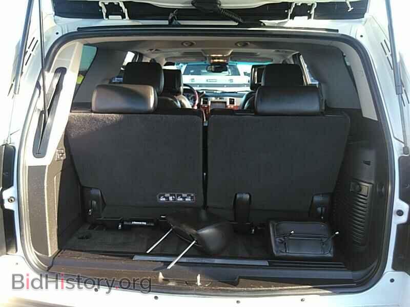 2011 Cadillac Escalade - VIN: 1GYS3BEF4BR201420 - Фото 7