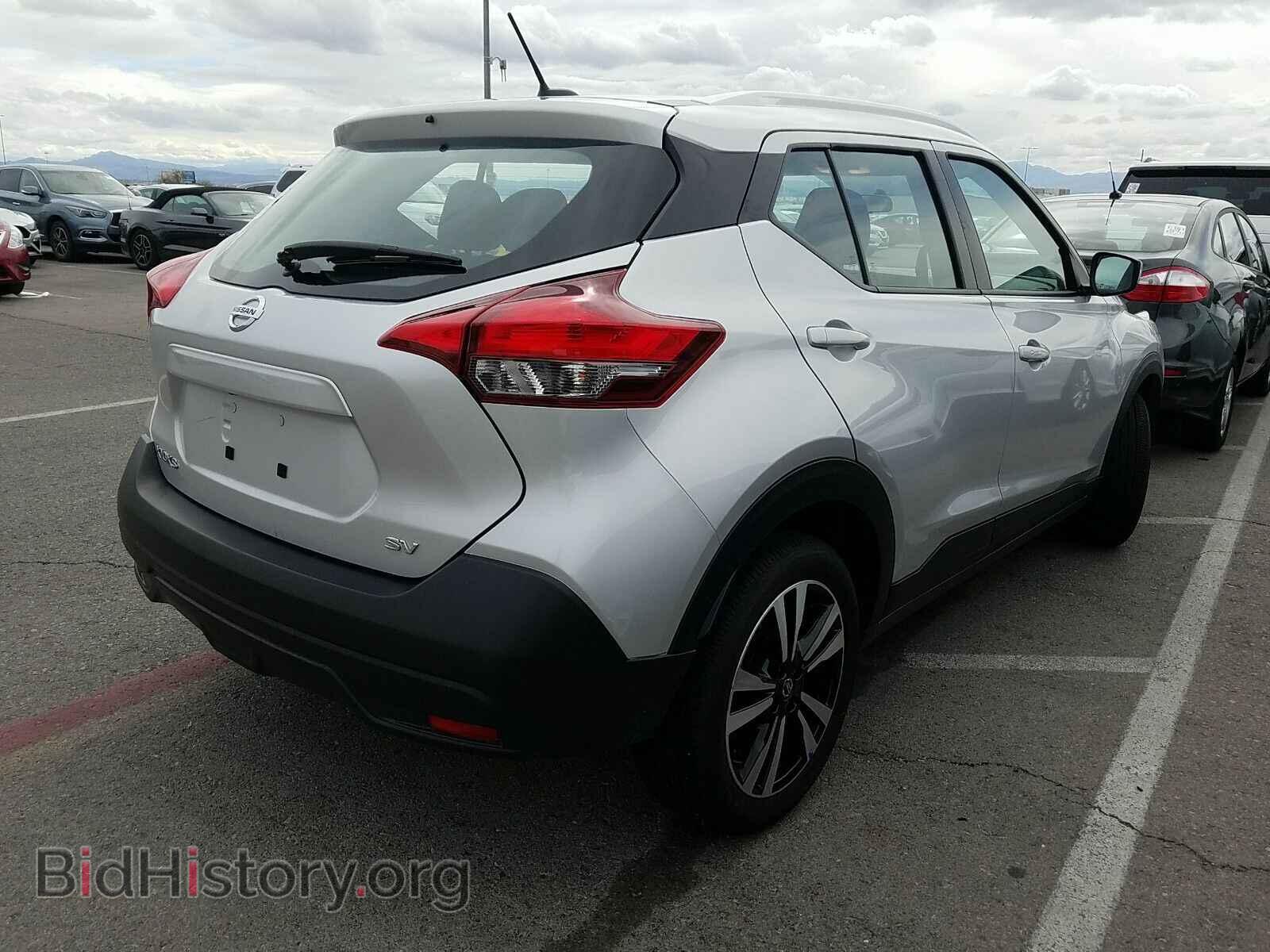 2019 Nissan Kicks - VIN: 3N1CP5CU3KL539130 - Фото 2