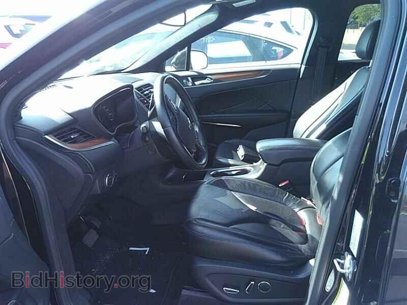2017 Lincoln MKC - VIN: 5LMCJ2C91HUL12888 - Photo 3