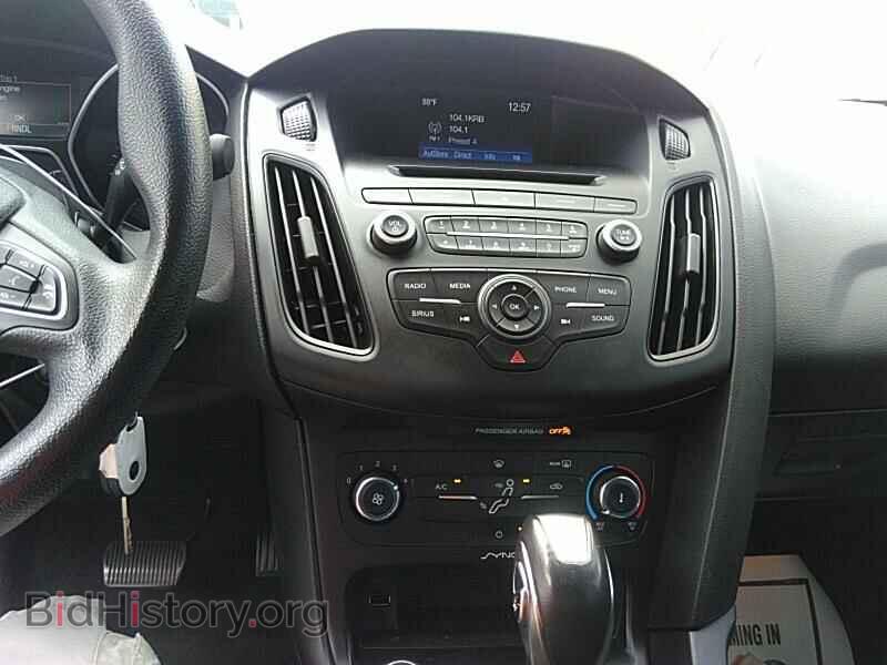 2016 Ford Focus - VIN: 1FADP3F25GL338970 - Фото 4