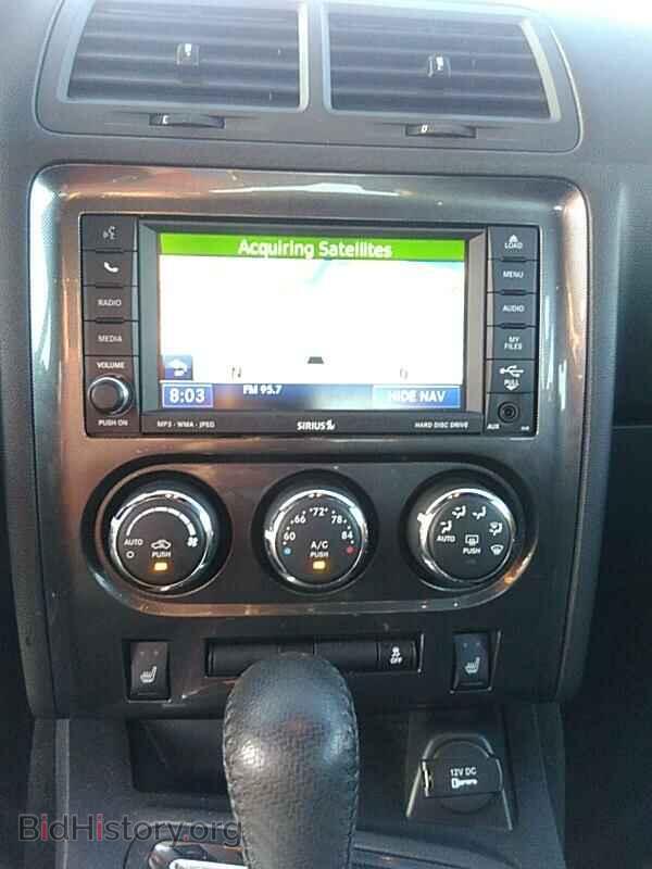 2011 Dodge Challenger - VIN: 2B3CJ7DJ1BH526806 - Фото 4
