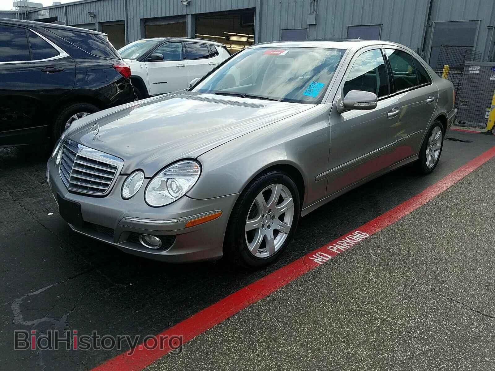 Photo WDBUF56X97B109667 - Mercedes-Benz E-Class 2007