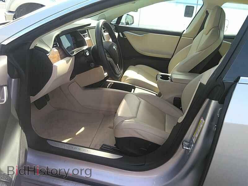 2017 Tesla Model S - VIN: 5YJSA1E22HF229475 - Фото 3
