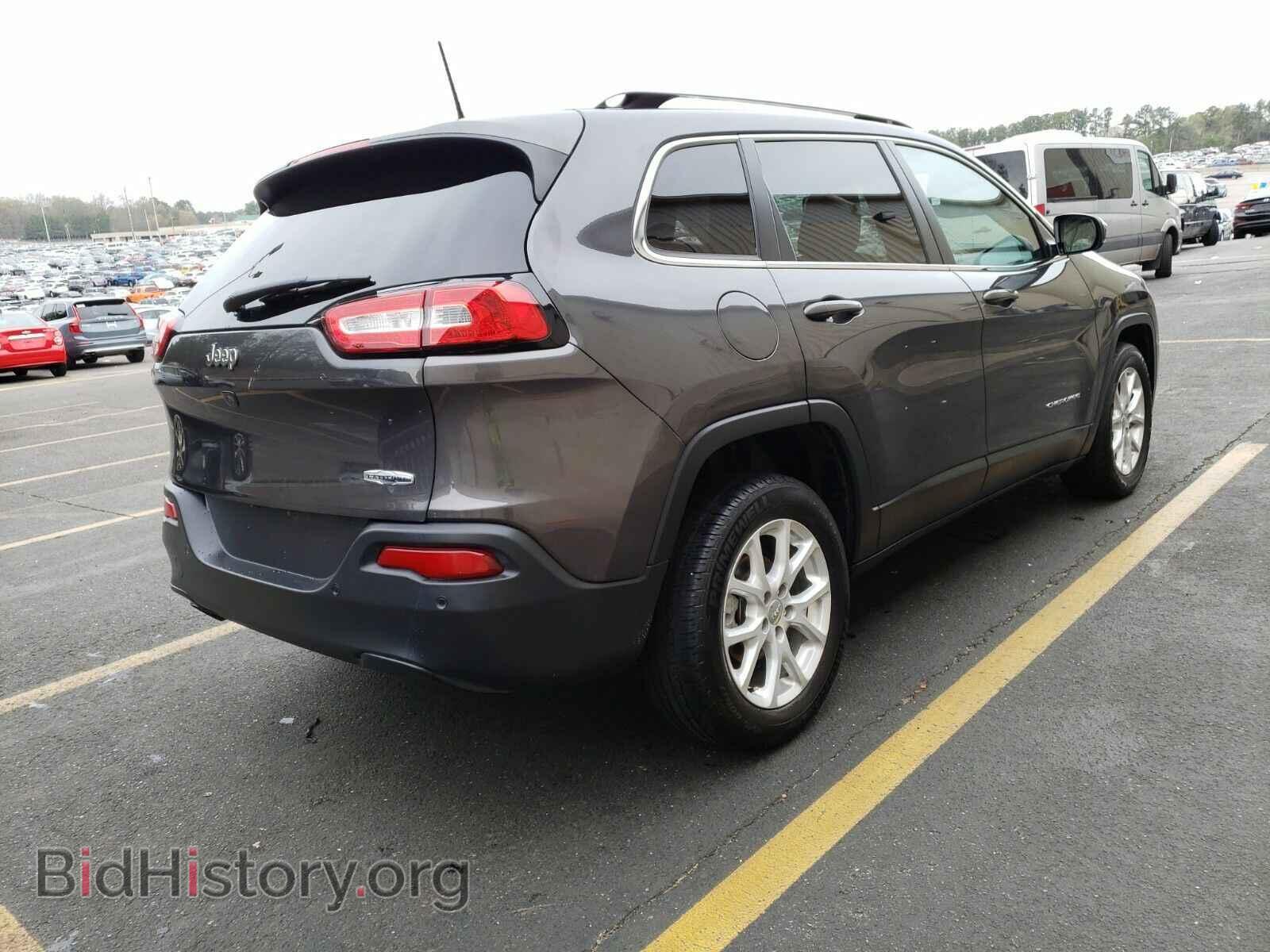 2017 Jeep Cherokee - VIN: 1C4PJLCB3HW591444 - Фото 2