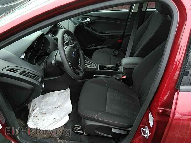 2016 Ford Focus - VIN: 1FADP3K29GL342204 - Photo 3