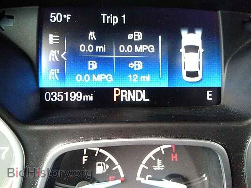 2016 Ford Focus - VIN: 1FADP3K29GL342204 - Photo 5