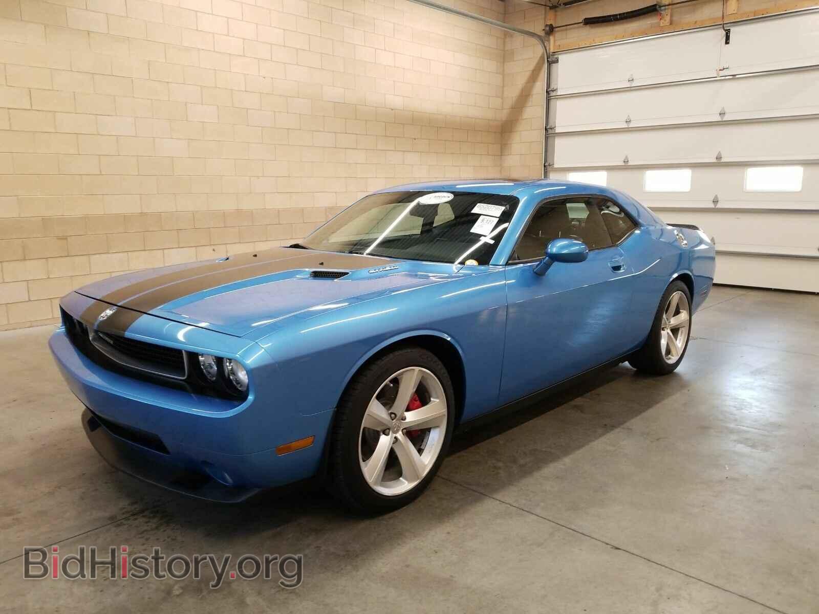 Photo 2B3CJ7DW2AH131270 - Dodge Challenger 2010