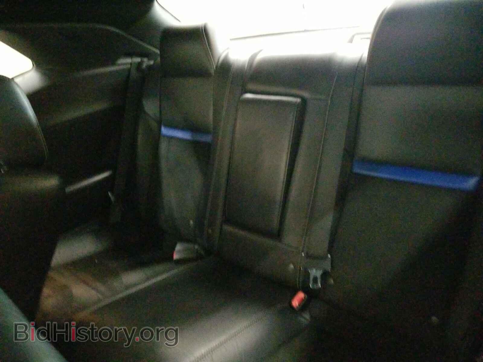 2010 Dodge Challenger - VIN: 2B3CJ7DW2AH131270 - Photo 13