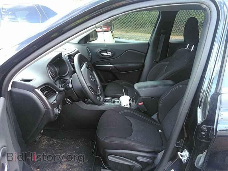 2019 Jeep Cherokee - VIN: 1C4PJLCB6KD332207 - Фото 3