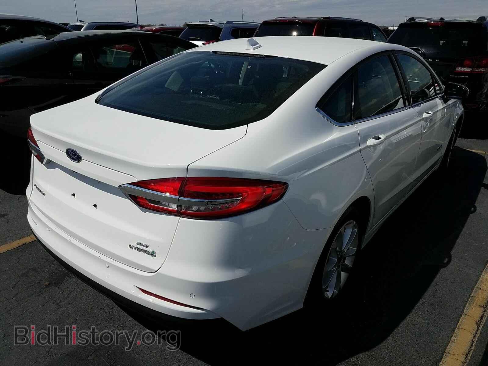 2019 Ford Fusion Hybrid - VIN: 3FA6P0LU0KR188564 - Фото 2