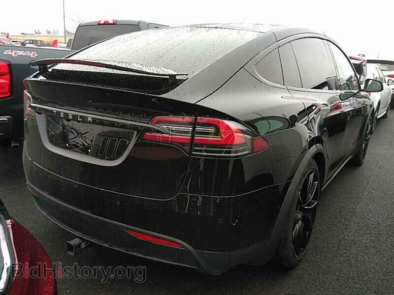 2016 Tesla Model X - VIN: 5YJXCBE49GF000412 - Фото 2