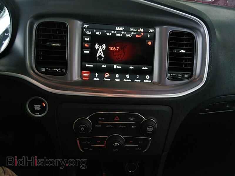 2019 Dodge Charger - VIN: 2C3CDXCT9KH643207 - Photo 4