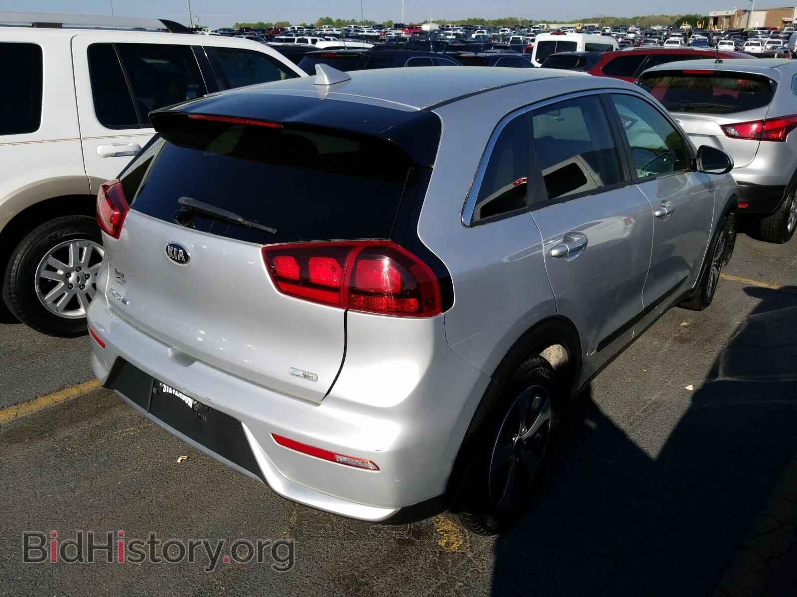 2017 Kia Niro - VIN: KNDCB3LC7H5048737 - Фото 2