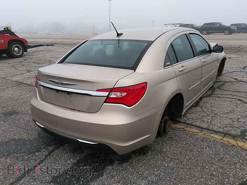 2013 Chrysler 200 - VIN: 1C3CCBBB3DN714619 - Фото 2