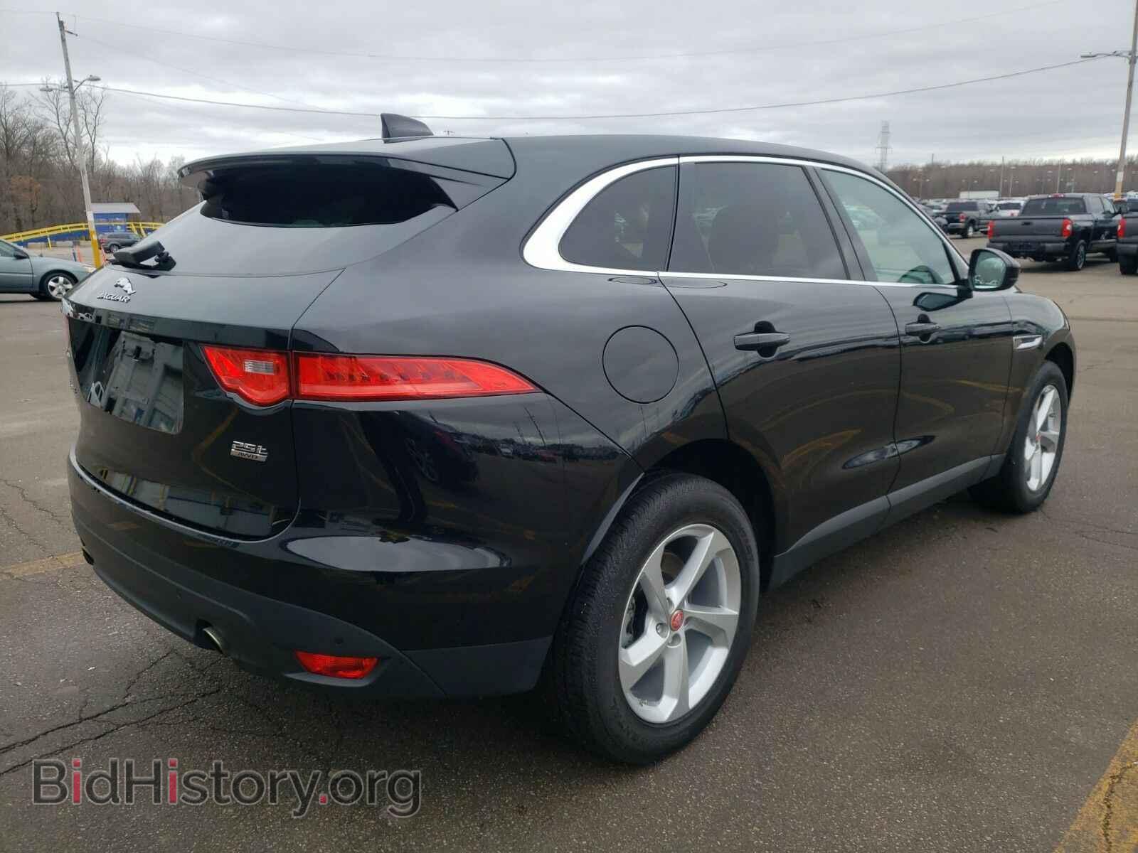 2019 Jaguar F-PACE - VIN: SADCJ2FX6KA398911 - Фото 2