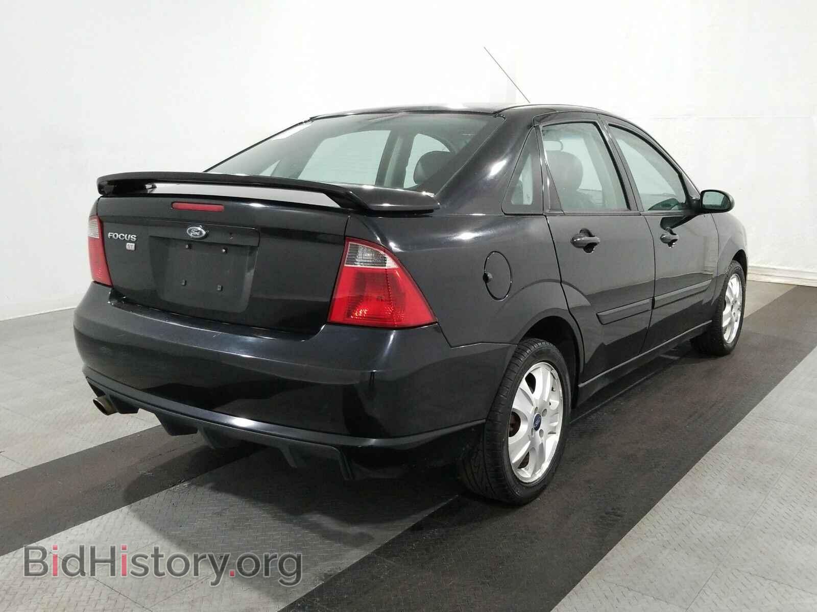 2007 Ford Focus - VIN: 1FAHP38Z77W234281 - Фото 4