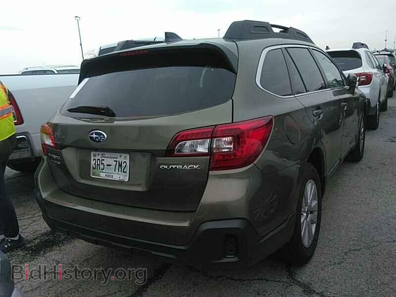 2019 Subaru Outback - VIN: 4S4BSAFC1K3371479 - Фото 2