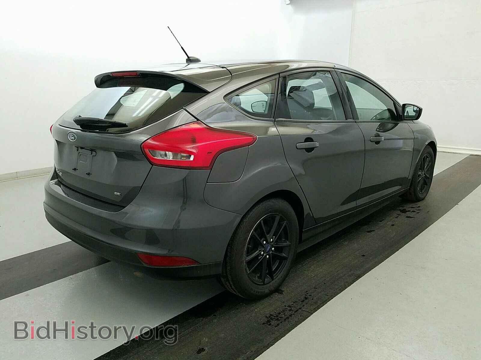 2018 Ford Focus - VIN: 1FADP3K20JL241818 - Фото 4