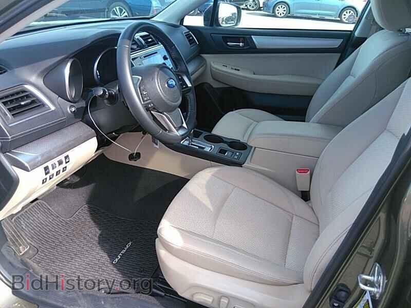 2019 Subaru Outback - VIN: 4S4BSAFC3K3379597 - Фото 3