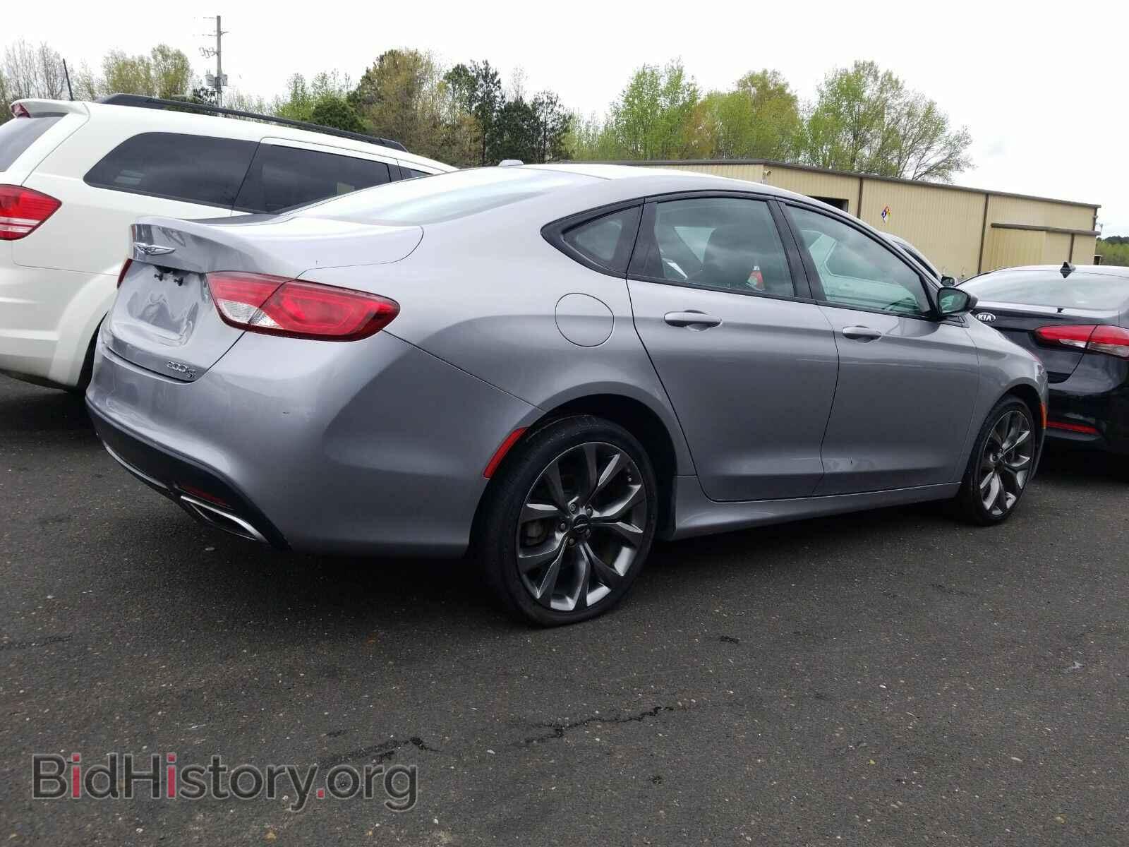 2016 Chrysler 200 - VIN: 1C3CCCBB3GN188499 - Фото 2