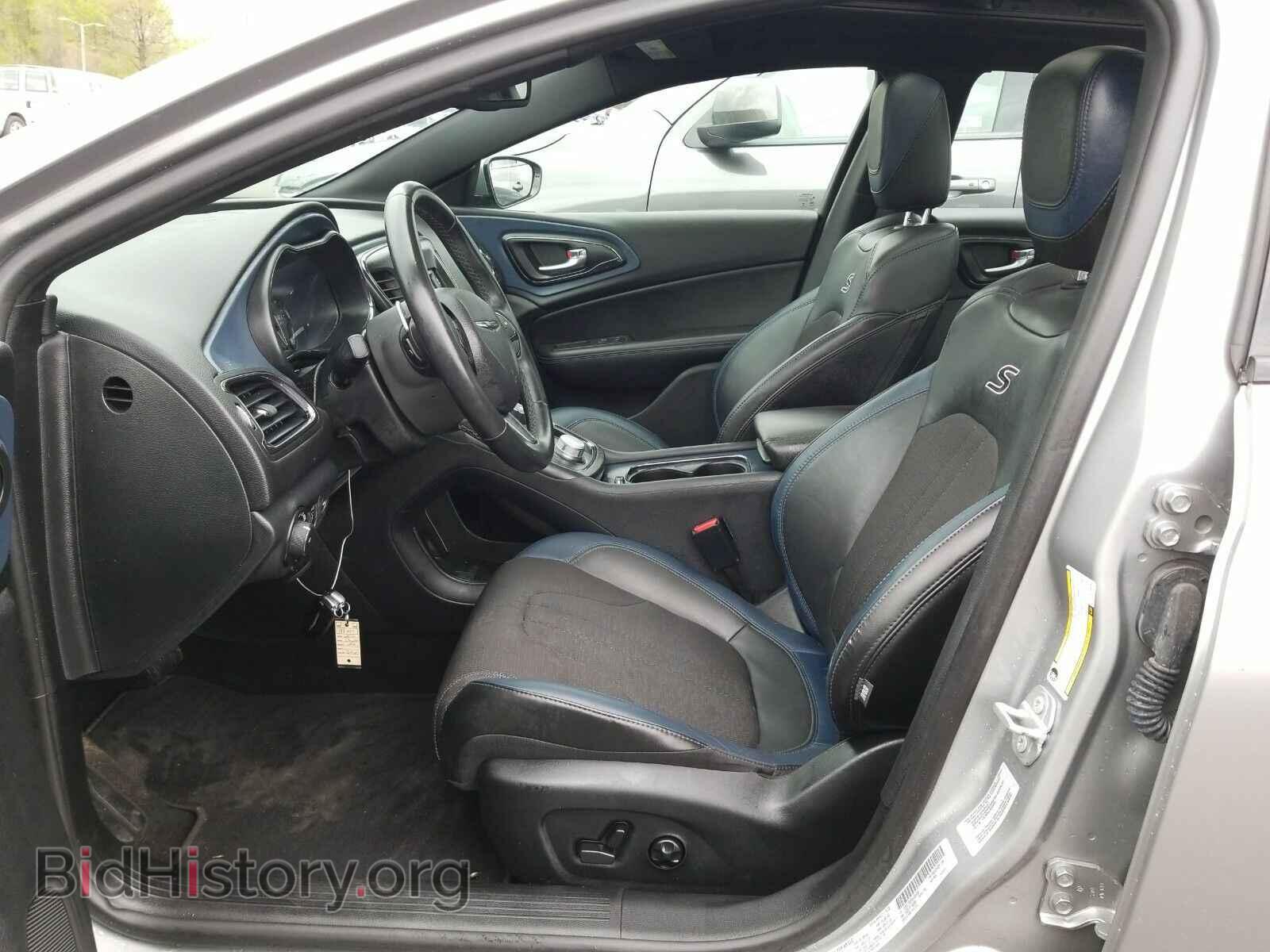 2016 Chrysler 200 - VIN: 1C3CCCBB3GN188499 - Фото 3