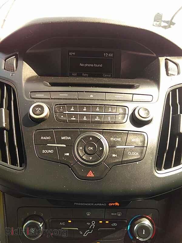 2015 Ford Focus - VIN: 1FADP3K23FL223496 - Фото 4