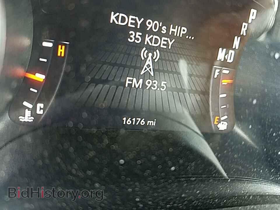 2019 Dodge Challenger - VIN: 2C3CDZBT5KH654749 - Photo 5