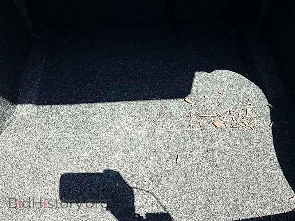 2019 Dodge Challenger - VIN: 2C3CDZBT5KH654749 - Photo 7
