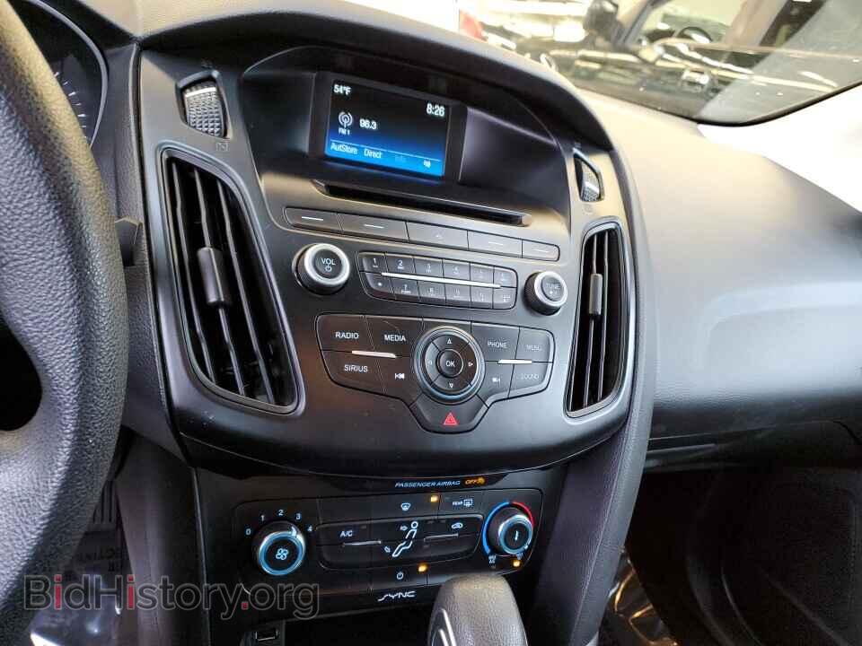 2017 Ford Focus - VIN: 1FADP3F25HL278206 - Фото 4