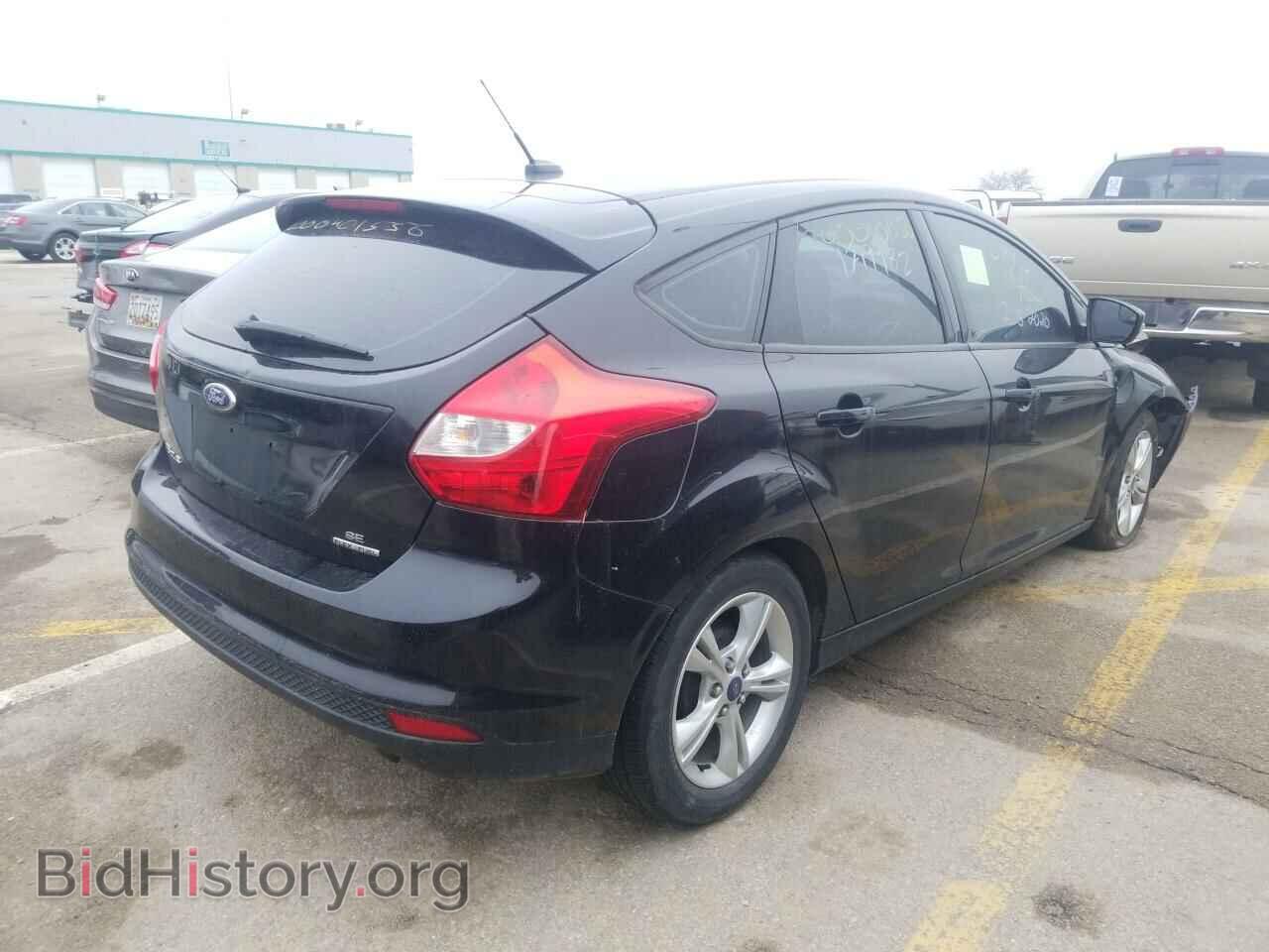 2014 Ford Focus - VIN: 1FADP3K22EL323233 - Фото 2