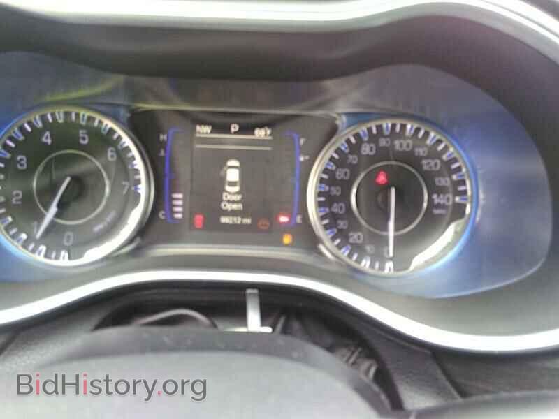 2016 Chrysler 200 - VIN: 1C3CCCAB4GN140897 - Фото 8
