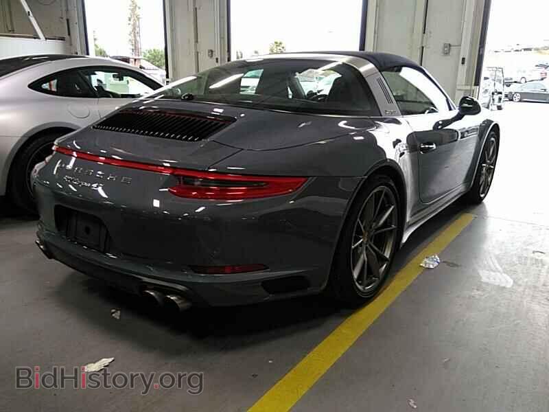 2017 Porsche 911 - VIN: WP0BB2A94HS136532 - Фото 2