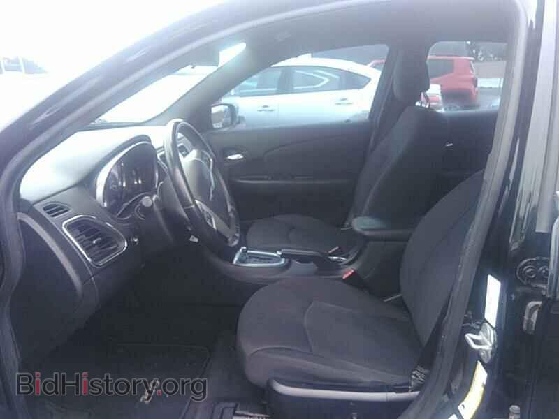 2012 Chrysler 200 - VIN: 1C3CCBBB0CN235105 - Фото 3