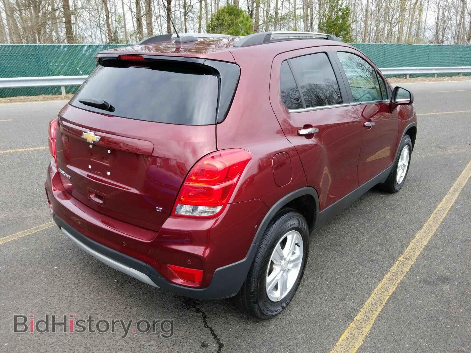 2017 Chevrolet Trax - VIN: 3GNCJPSB2HL194473 - Фото 2