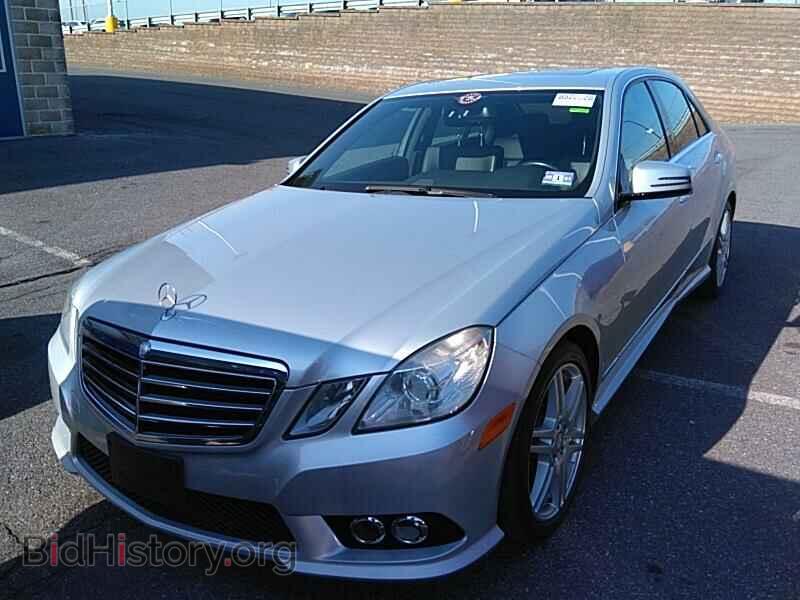 Photo WDDHF8HB3AA108751 - Mercedes-Benz E-Class 2010