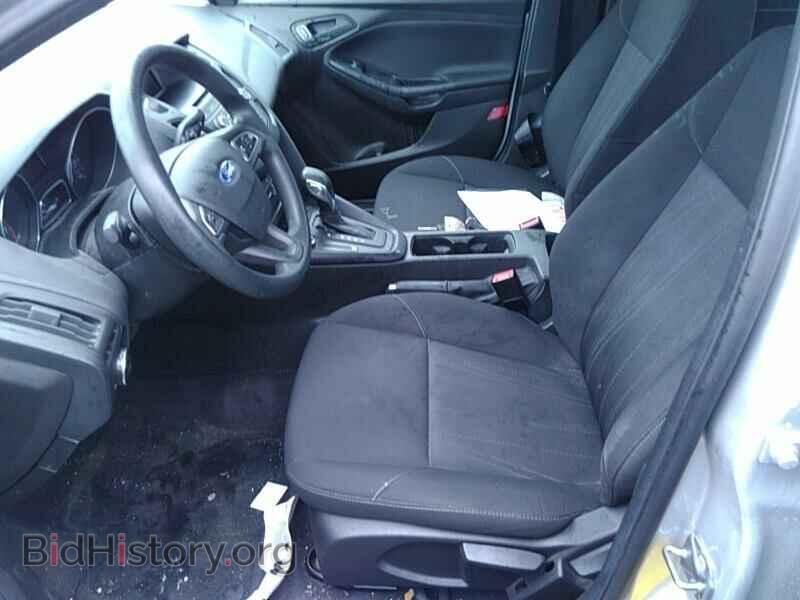2016 Ford Focus - VIN: 1FADP3E29GL246875 - Фото 3